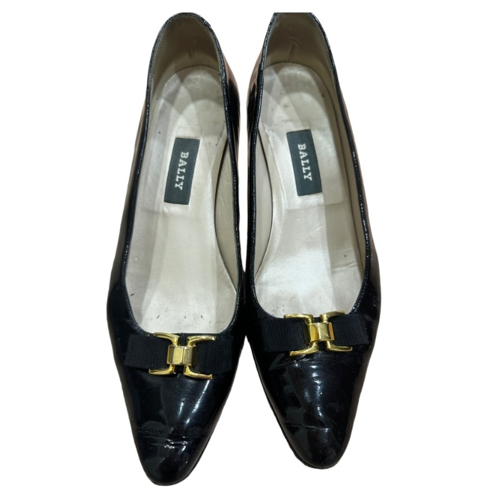 Vintage black bally pointy heels 
Size 7.5